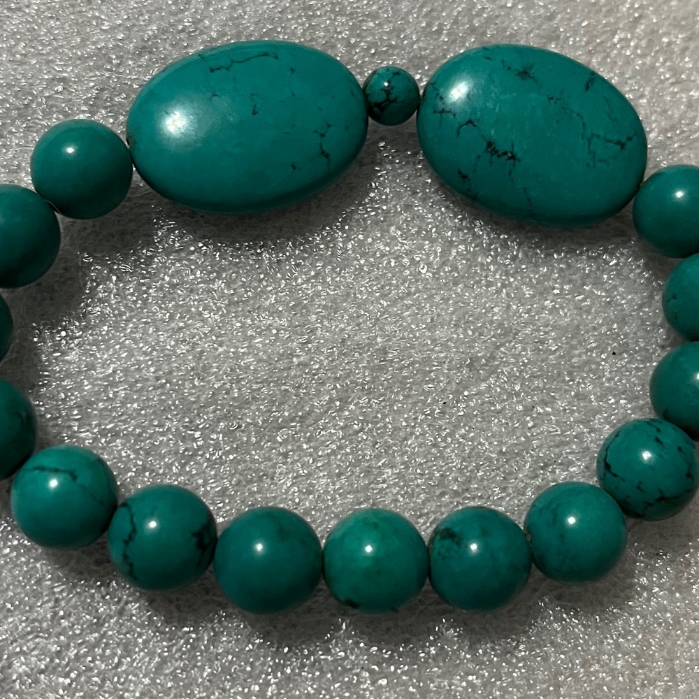 Vintage Turquoise-Colored Beaded Stretch Bracelet Fashion Jewelry All Occasions
